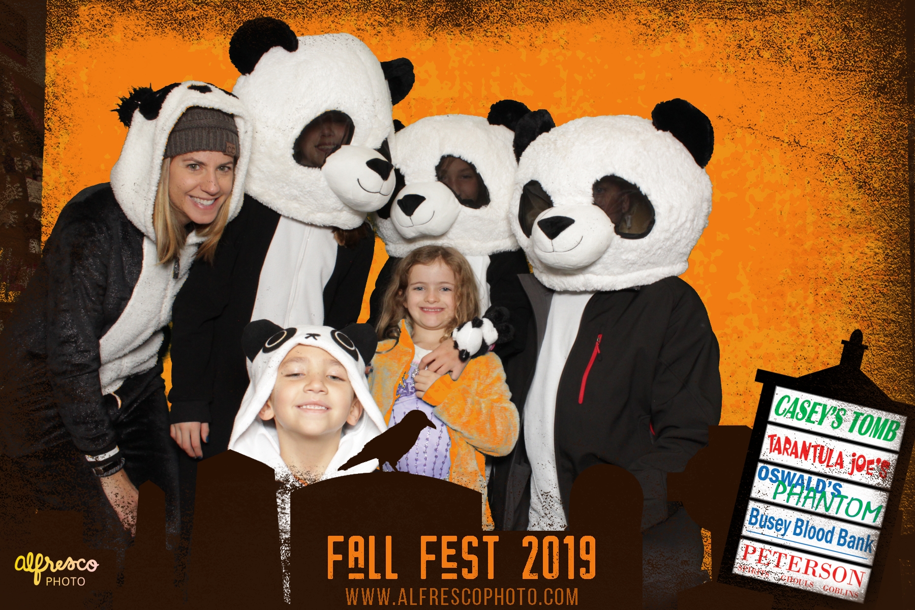 Naper Plaza Fall Fest | View more photos from the event at events.alfrescophoto.com/u/AlfrescoPhoto/Naper-Plaza-Fall-Fest